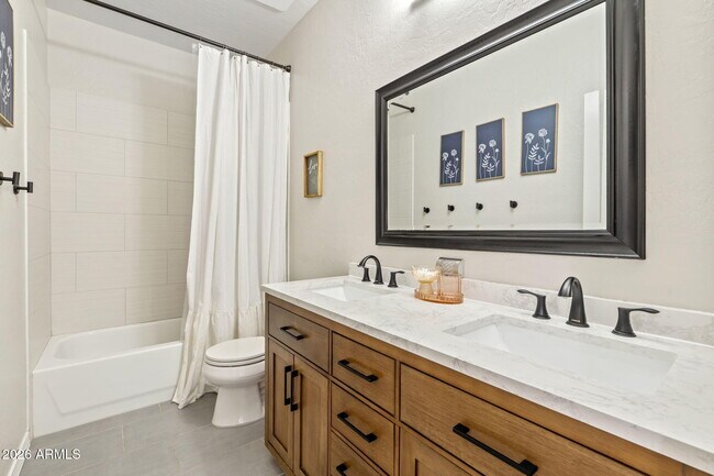 Building Photo - 6943 W Tether Trail