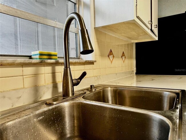 Building Photo - 5500 65th Terrace