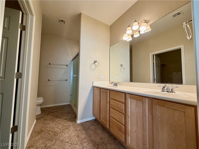 Building Photo - 6071 Saddle Horse Ave