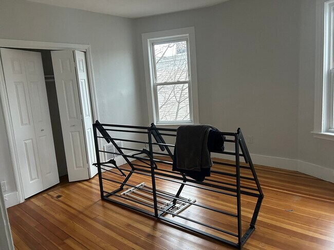 Building Photo - 110 Norton St