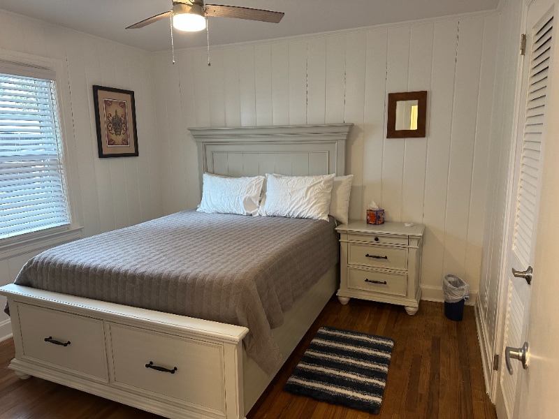 Building Photo - 313 73rd Ave N