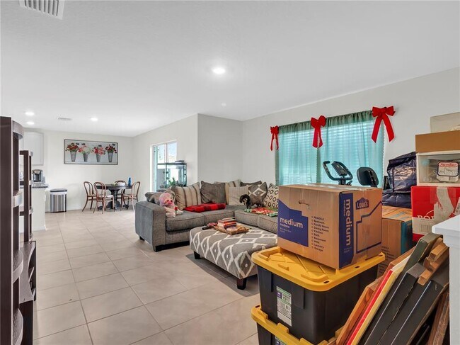 Building Photo - 16702 Carlton Pond St