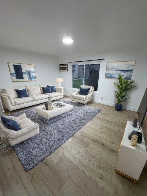 Building Photo - 8402 Larson Ave