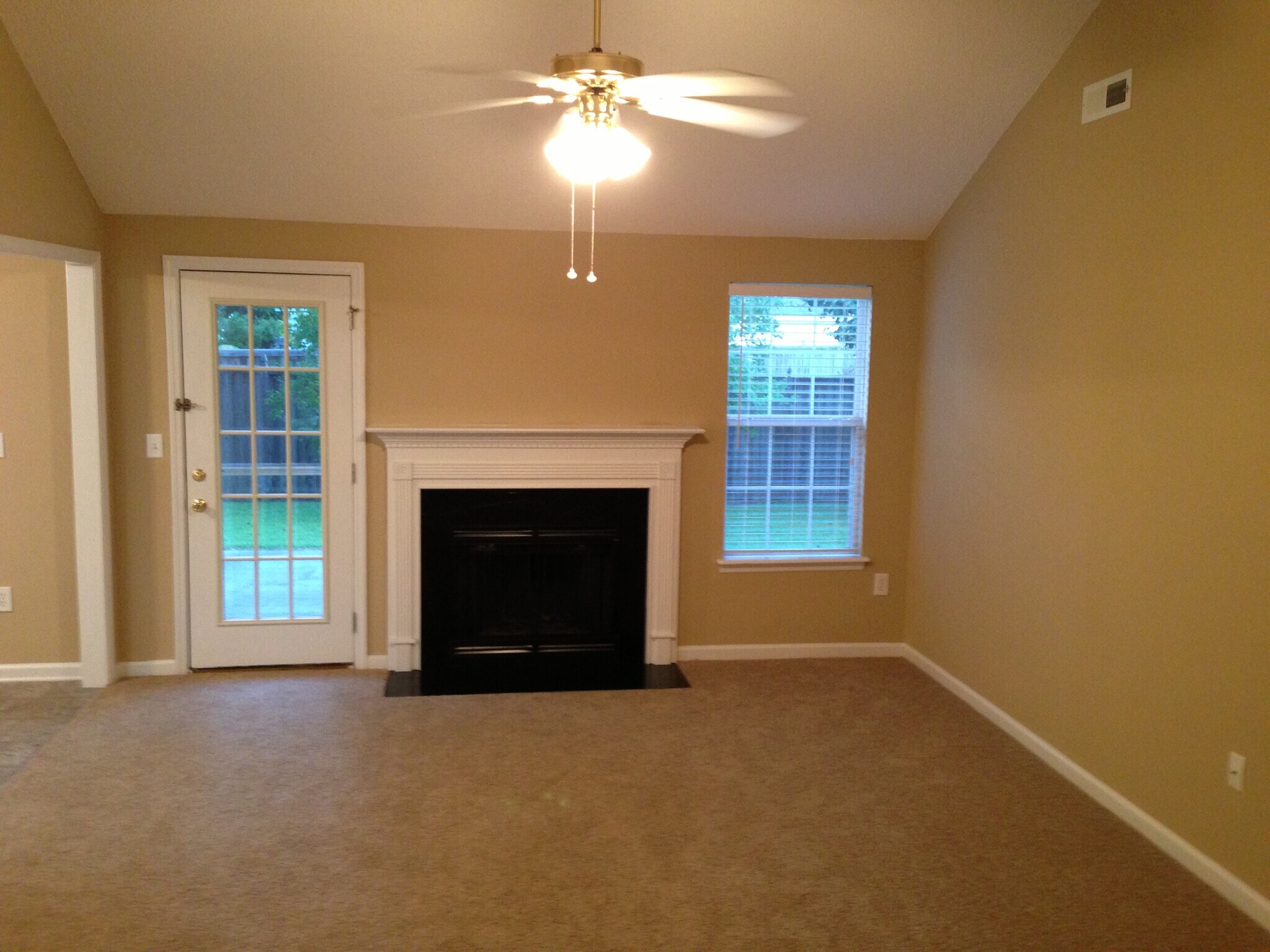 Building Photo - 8349 Waltham Rd