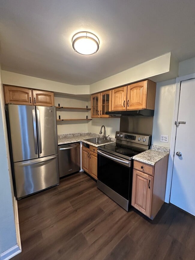 Building Photo - Beautiful 2 Bed/ 1.5 Bath ready for rent!