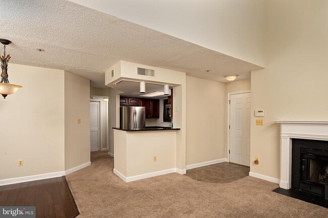 Building Photo - 14005 Vista Dr