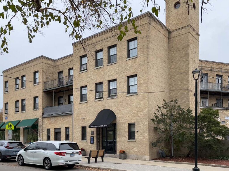 Primary Photo - 735 Judson Ave