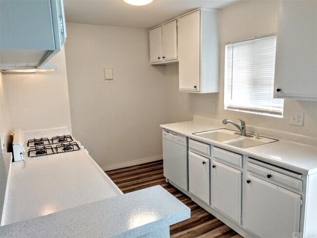 Building Photo - 34042 Alcazar Dr