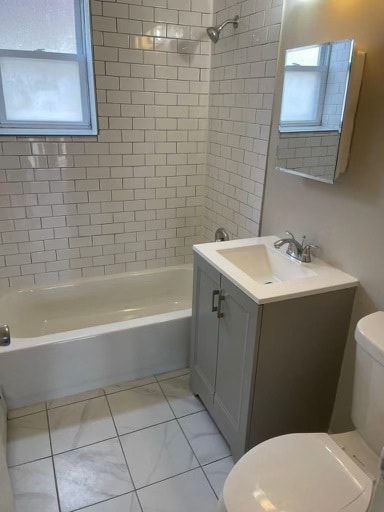 Building Photo - 214 Daniel St