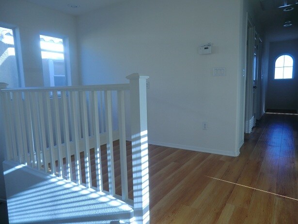 Building Photo - 8557 Barkeria Ct