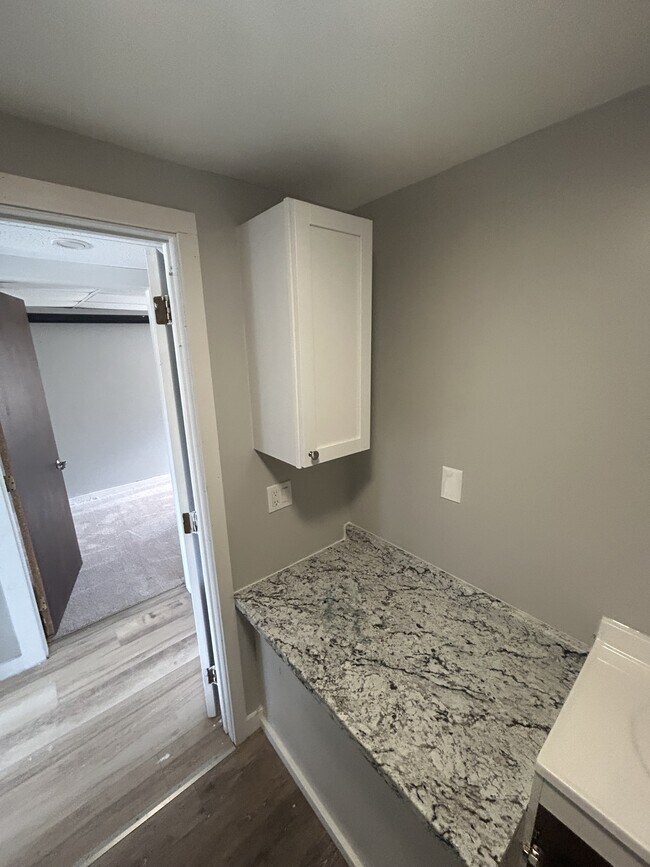 Building Photo - 10 Railroad Square