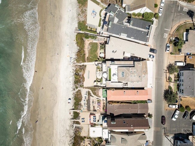 Building Photo - 2609 Ocean St