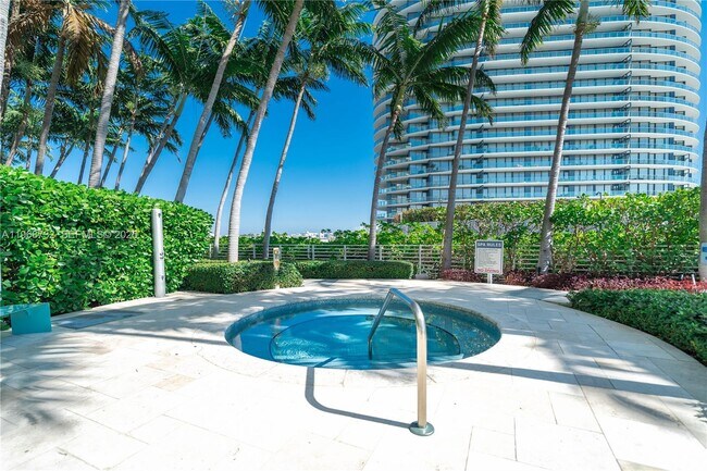 Building Photo - 540 West Ave