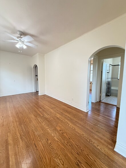 Building Photo - 2136 N Spaulding Ave