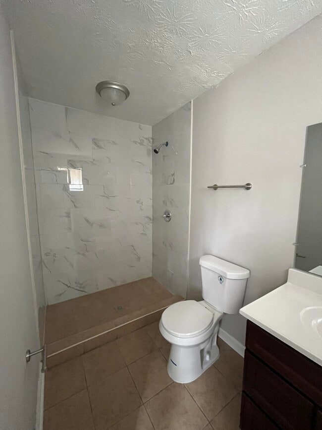 Building Photo - 2922 Panhandle Cir