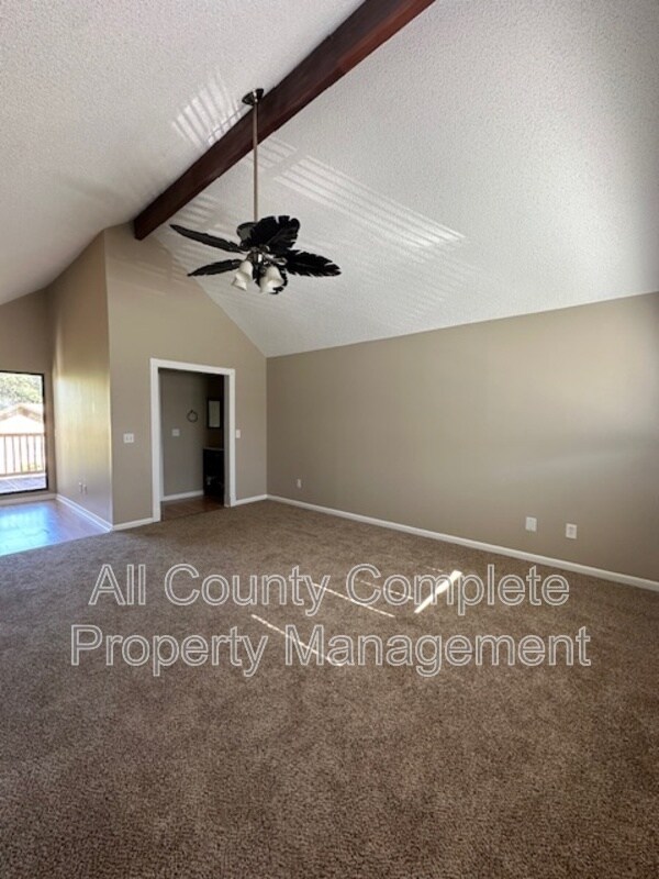 Building Photo - 6653 Periwinkle Dr