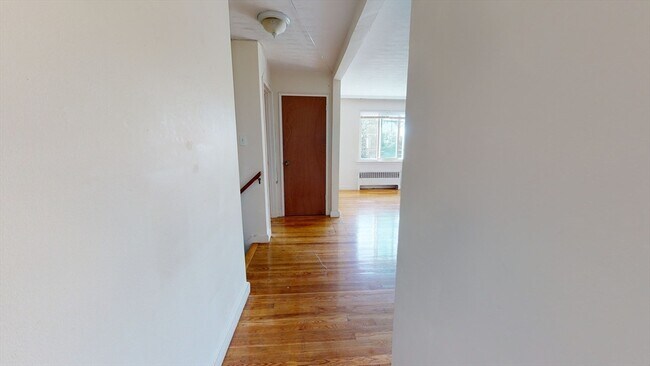 Building Photo - 275 Corey Rd