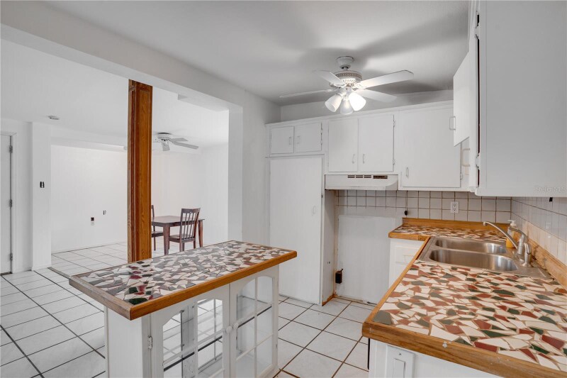 Building Photo - 12036 105th St