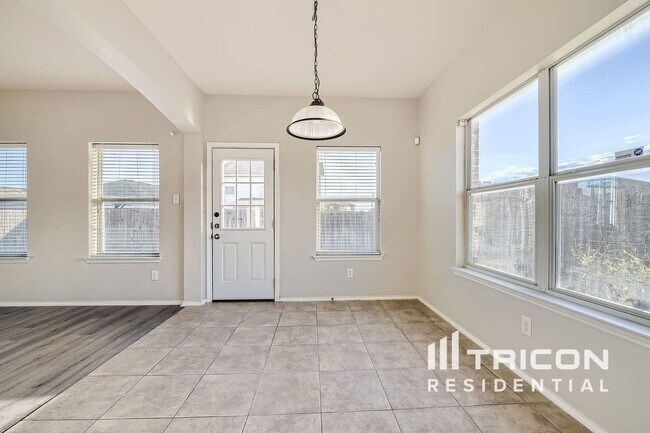 Building Photo - 6269 Trinity Creek Dr