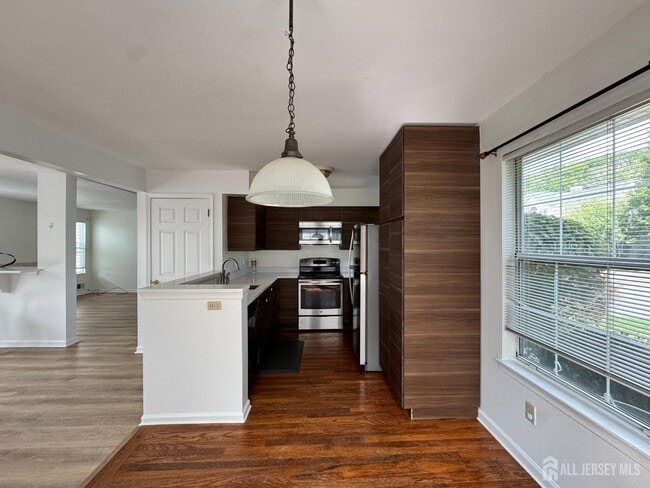 Building Photo - 396 Terrace Ln