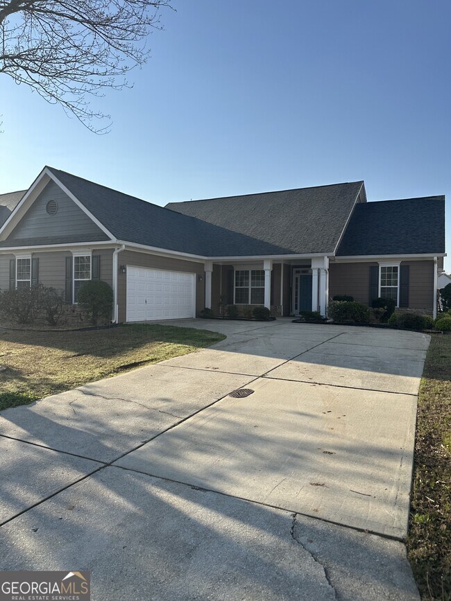 Building Photo - 126 Horseshoe Ln