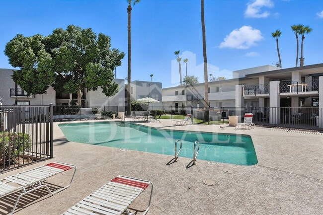 Building Photo - 3313 N 68th St