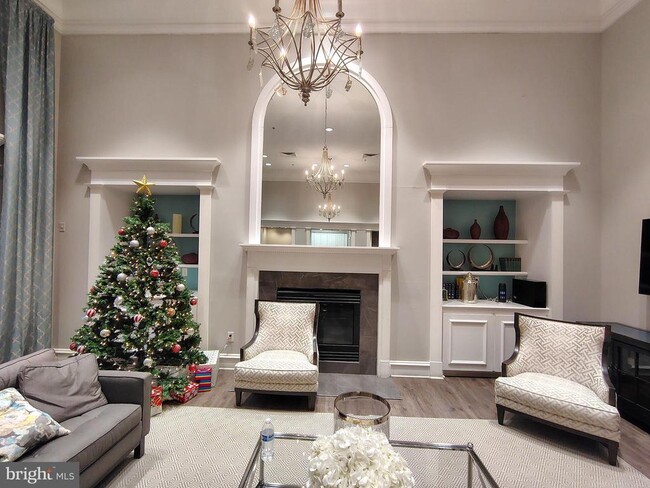 Building Photo - 1641 International Dr