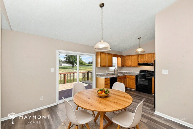 Building Photo - Statesville 3 Bedroom Home with Garage & Rear Deck