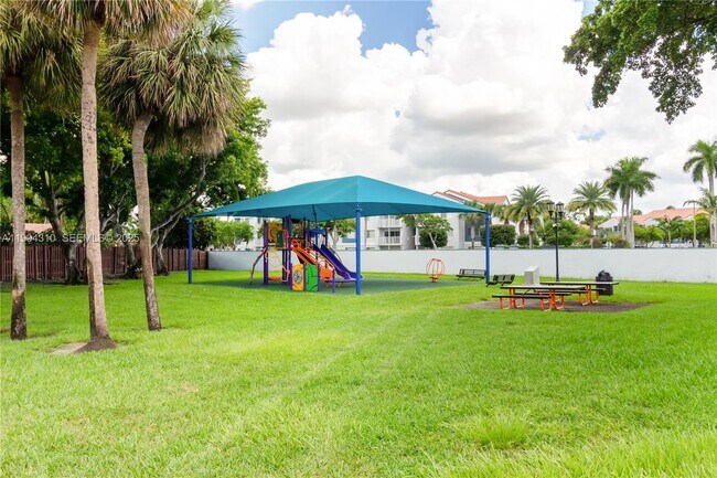 Building Photo - 17230 NW 64th Ave