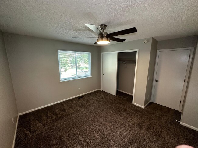 Building Photo - 1767 S Pitkin Cir