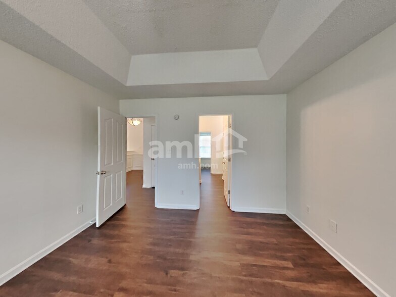 Building Photo - 9411 Misty Arbor Way