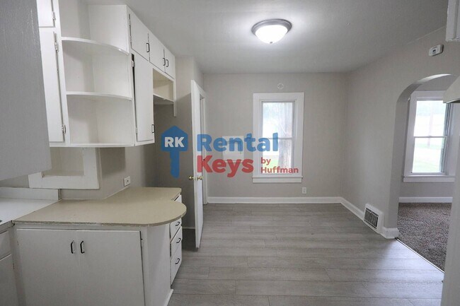 Building Photo - Two Bedroom House | Now Available