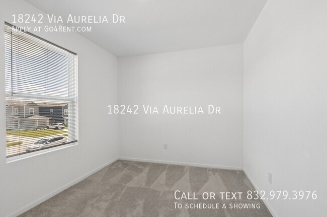 Building Photo - 18242 Via Aurelia Dr