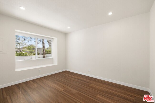 Building Photo - 1511 Selby Ave