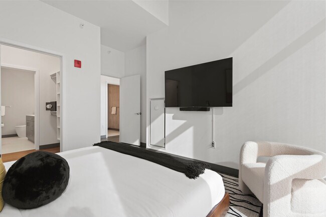 Building Photo - 1314 W Randolph St