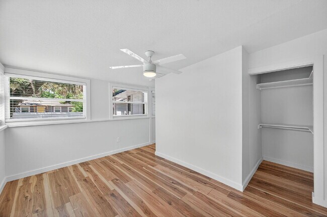 Building Photo - Fully Renovated 3 bedroom St. Pete Home | ...