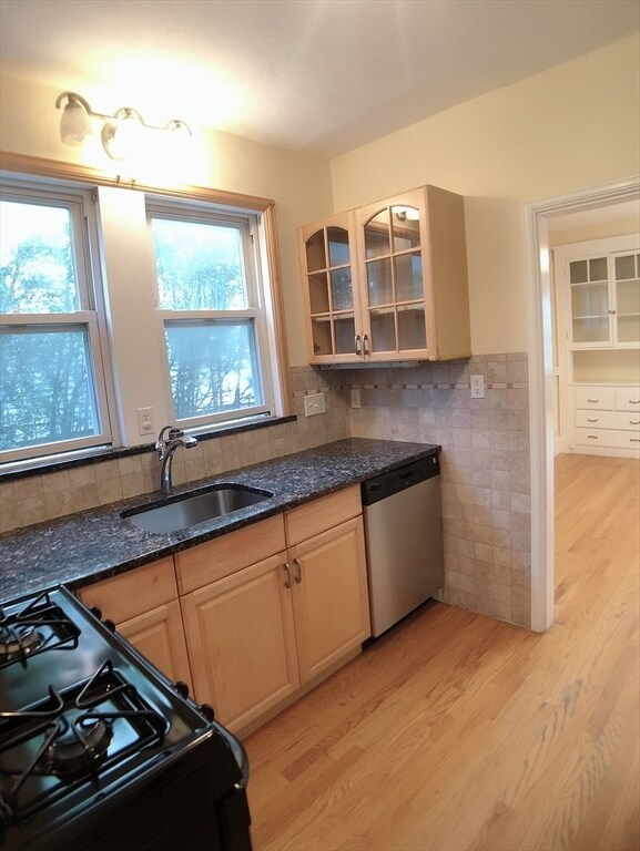 Building Photo - 31 Gilbert Rd