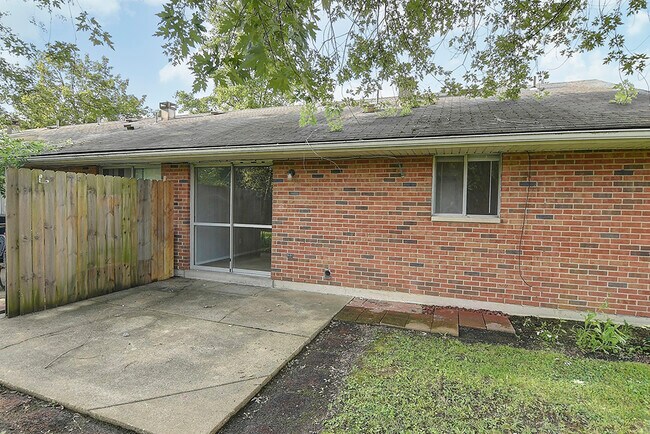 Building Photo - 4962 Leeper St