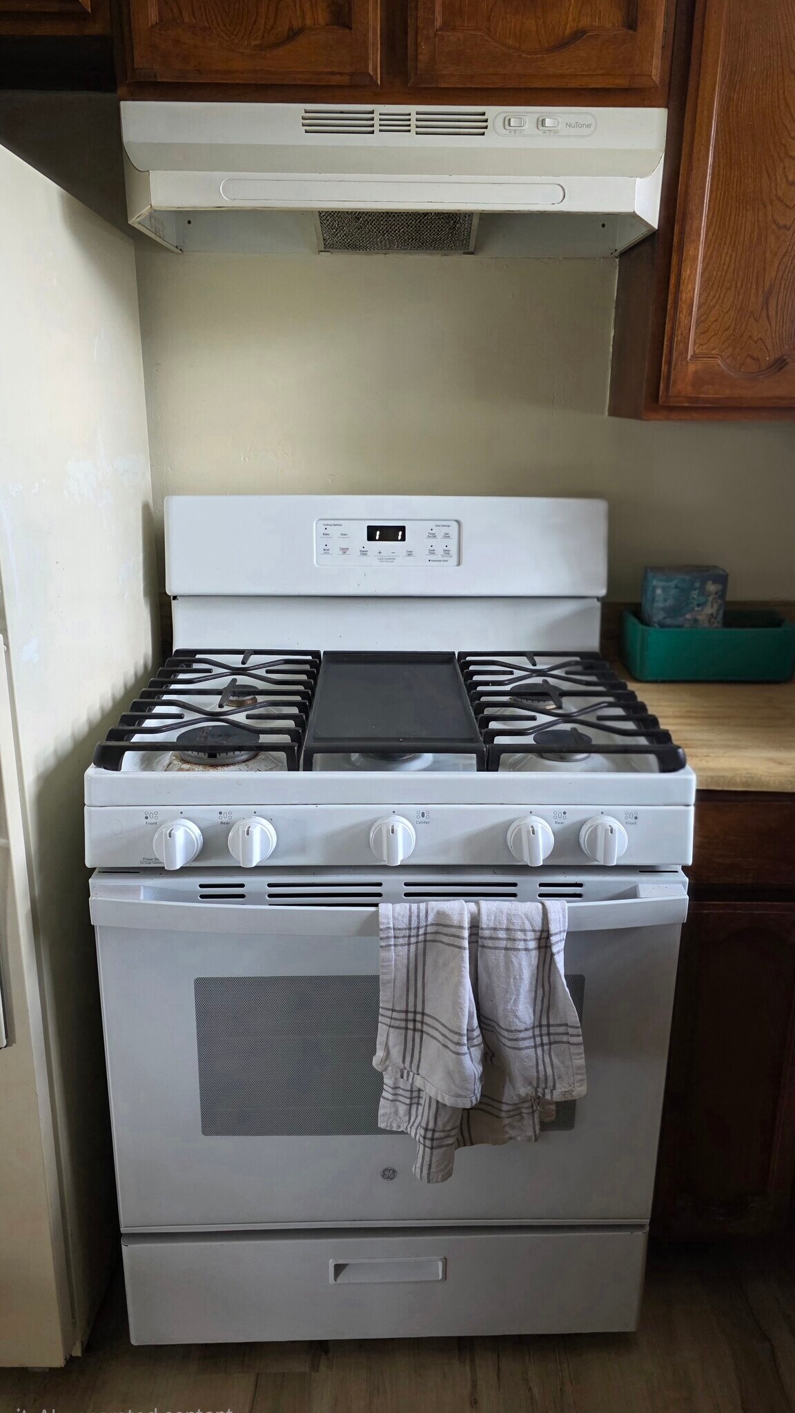 Building Photo - 275 W 4625 S