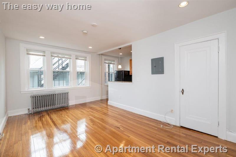 Building Photo - 138 Highland Ave