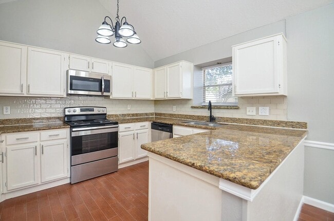 Building Photo - 155 April Waters Dr W