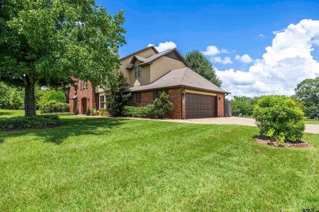 Building Photo - 18751 Ridgeline Rd