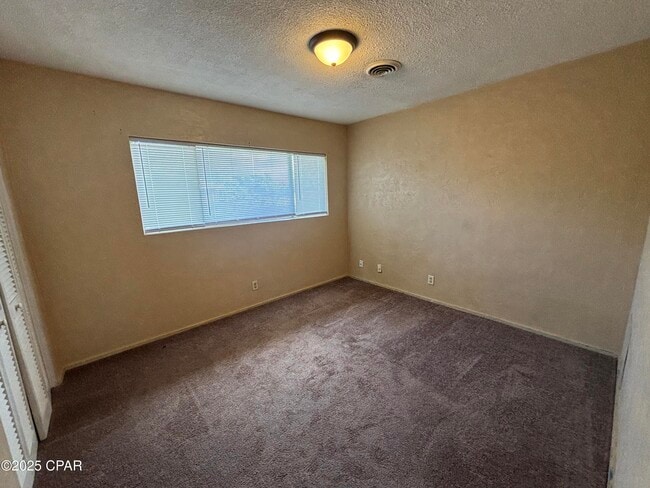 Building Photo - 2542 Lisenby Ave