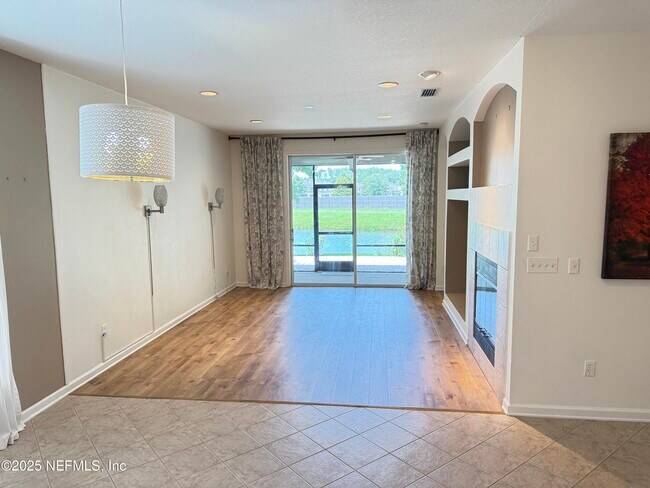 Building Photo - 5955 Wind Cave Ln