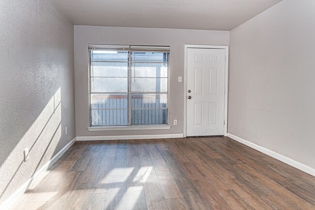 Building Photo - 101 S Allen-Genoa Rd