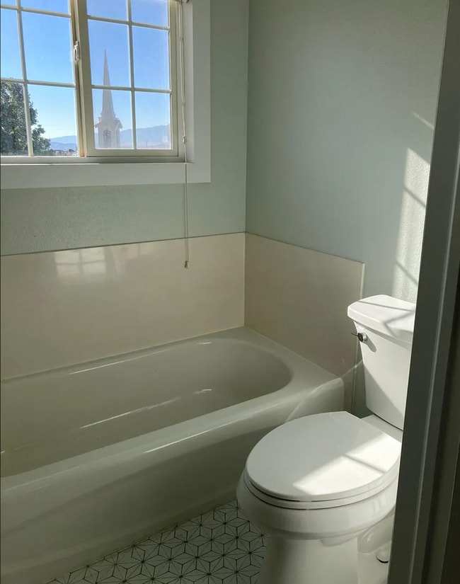 Building Photo - Gorgeous Home in Great Location!