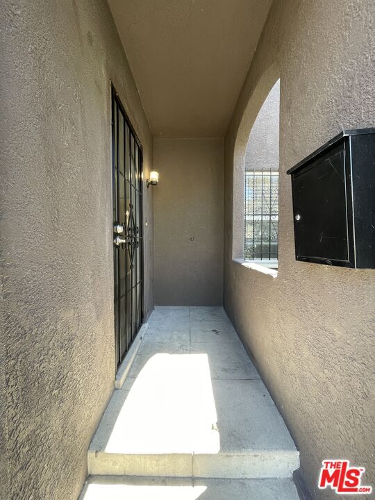 Building Photo - 2672 Cimarron St