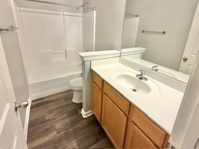 Building Photo - 1039 Crayton Ridge Dr