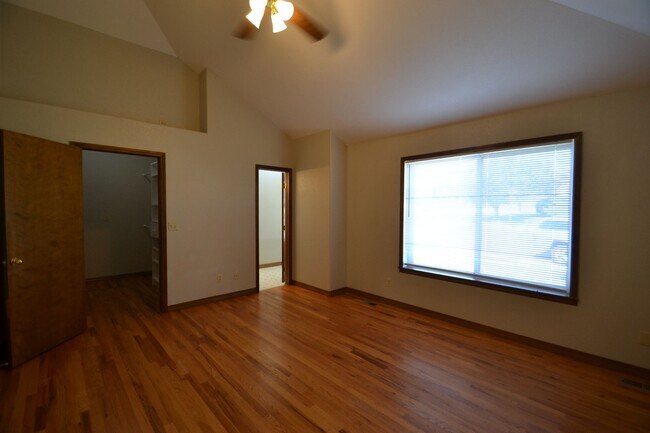 Building Photo - Ranch with Unfinished Basement in D20 with...