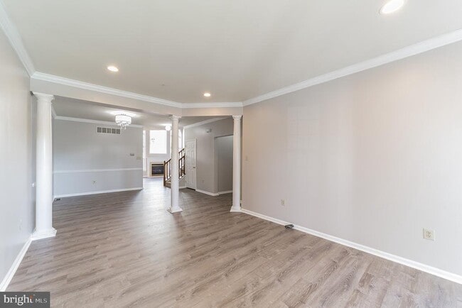 Building Photo - 40 Madison Way